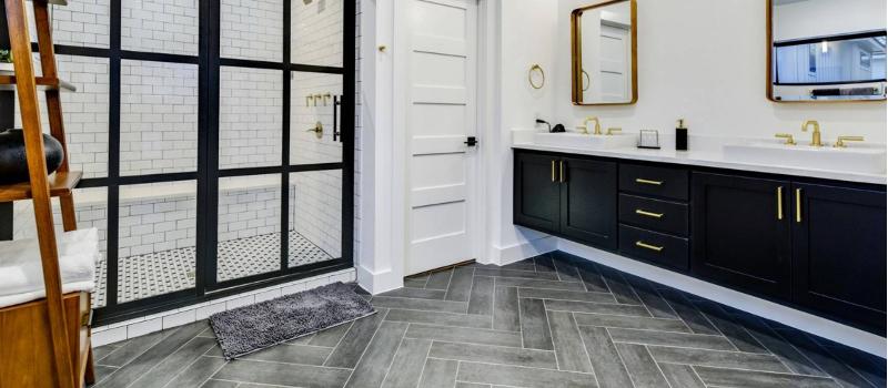 contemporary bathroom with porcelain tile
