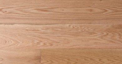 oak flooring sample close up